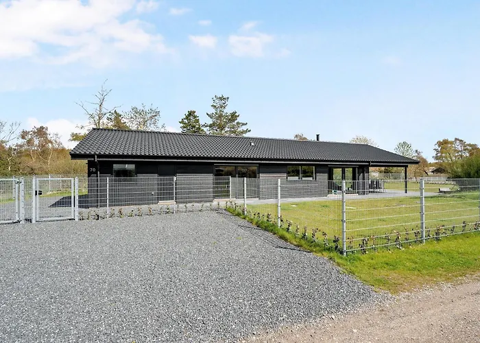 Stunning In With 3 Bedrooms And Internet Semesterbostad *