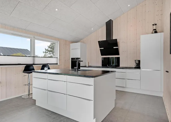Semesterbostad Stunning In With 3 Bedrooms And Internet Ebeltoft